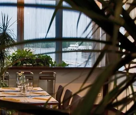 酒店 老磨坊酒店 3*