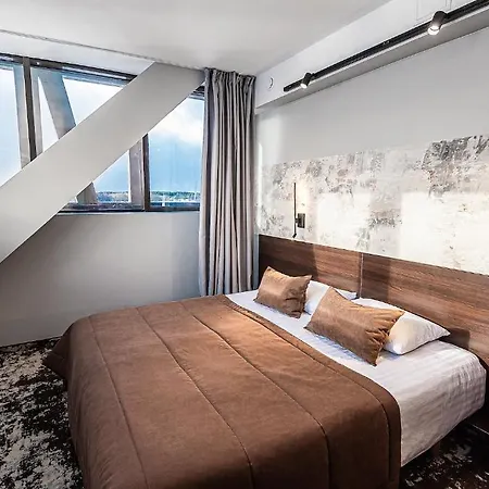 老磨坊酒店 酒店