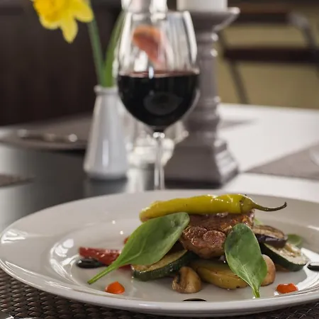 老磨坊酒店 酒店 3*