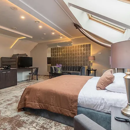 Hotel Old Mill 3*