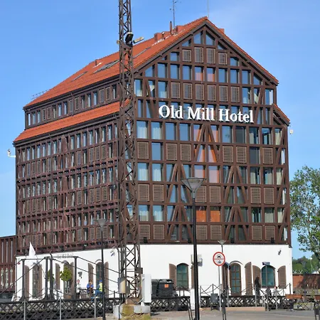 Old Mill מלון